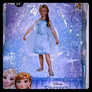 Girls Frozen costume